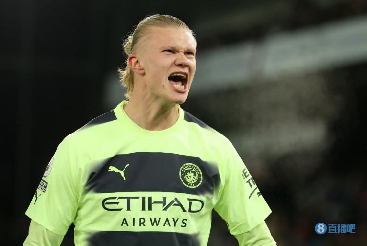 汉密尔顿：最喜欢内马尔和维尼修斯；欣赏梅西的技术（汉密尔顿：钟爱内马尔与维尼修斯，赞赏梅西技术）